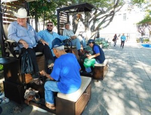 Mejoran imagen de plazuela Repúblcia de Mazatlán