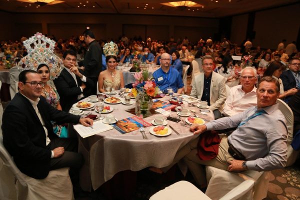 DESAYUNO AMIGOS DE MAZATL&Aacute;N (6)