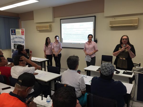 CAPACITACIÓN A GUÍAS DE TURISTAS (1)