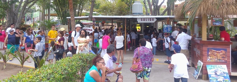 bonanza-de-turistas-acuario-mzt-1