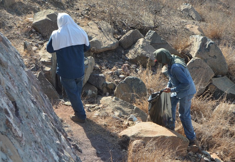 limpieza-del-cerro-de-la-memoria-5