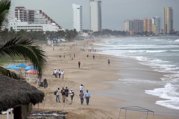LIMPIEZA DE PLAYAS MAZATLÁN (7)