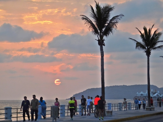Mazatlán destino muy seguro: Turistas de Verano