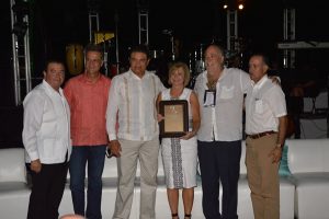 Fiesta Amigos de Mazatlán 2016 en Puerta
