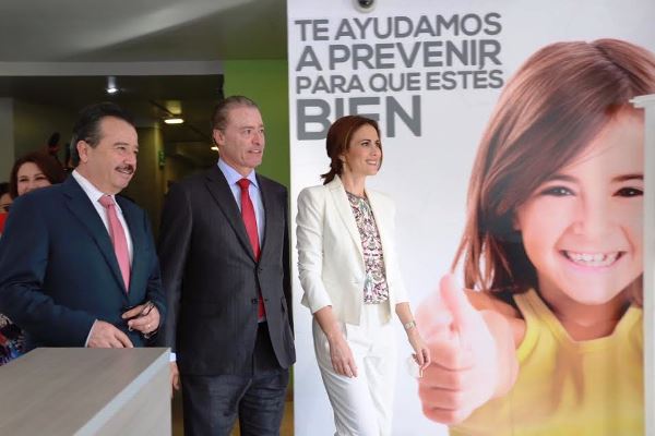 En presencia del secretario de Salud José Narro Robles y del gobernador Quirino Ordaz Coppel, la empresa sinaloense Salud Digna Culiacán recibió la acreditación Joint Commission International por cumplir con los estándares mundiales de calidad, convirtiéndose en la novena unidad en obtener este certificado en el país y la primera clínica exclusivamente de diagnóstico en ser acreditada en el continente americano.