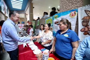 Quirino Ordaz Coppel Inauguración Expo Estatal Eco Soicla Guasave 2017 1