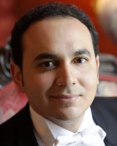 Ad&aacute;n P&eacute;rez Mazatl&aacute;n